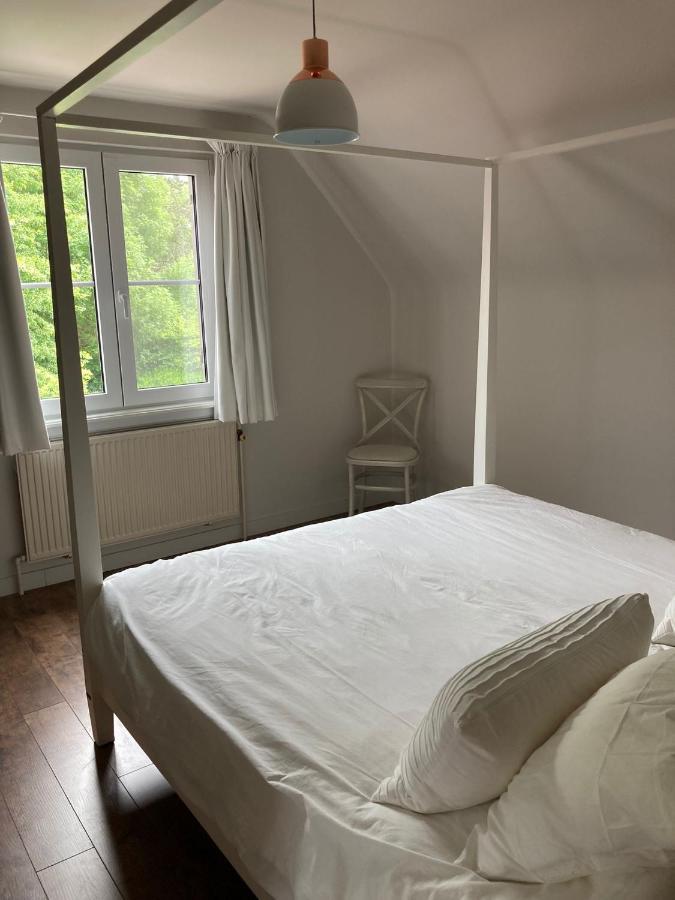 Rustig Appartement In Het Groen Met Terras Kontich Екстериор снимка